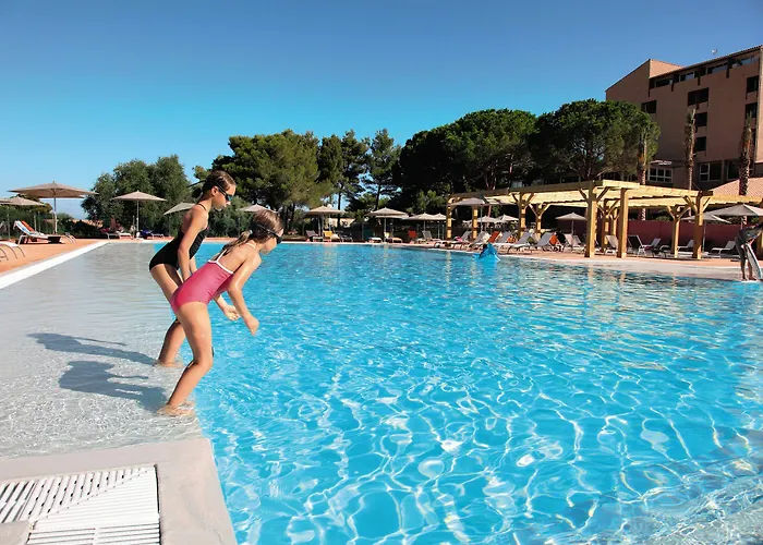 Otel Belambra Clubs - Golfe De Lozari 3*